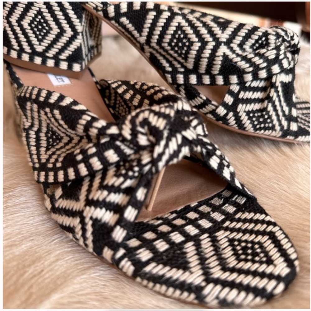 Chelsea & Violet Gia knotted black and white tribal chunky heel sandals